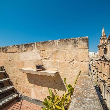 Juf- Juliana'S Unique Townhouse Apartment Valletta Bagian luar foto