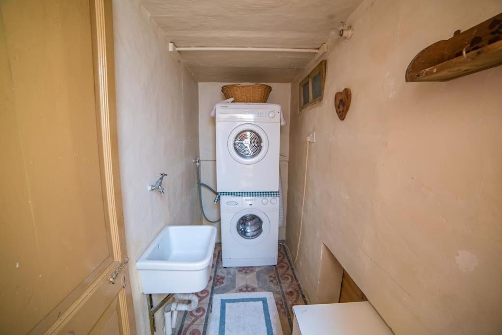 Juf- Juliana'S Unique Townhouse Apartment Valletta Bagian luar foto