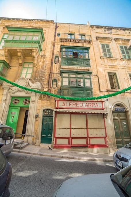 Juf- Juliana'S Unique Townhouse Apartment Valletta Bagian luar foto
